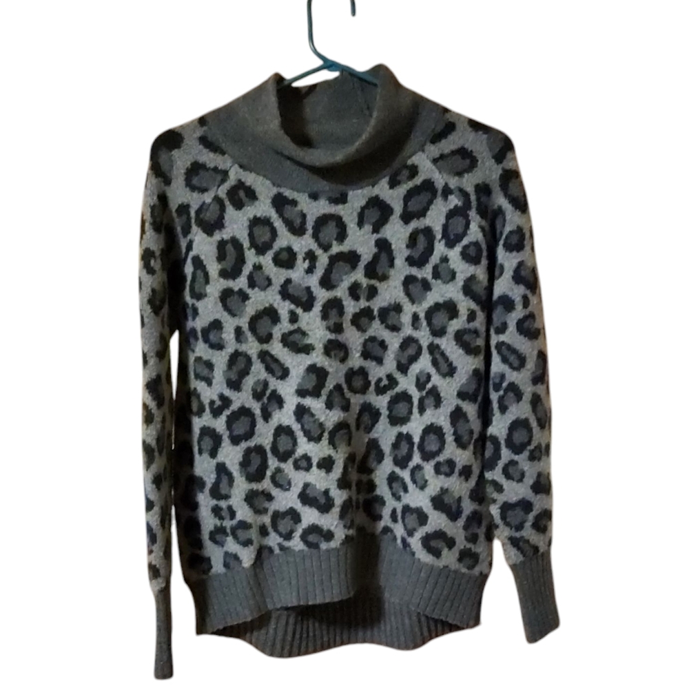 Gray Leopard Print Women's Sweater